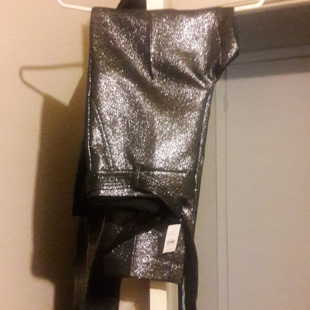 Ankle pants